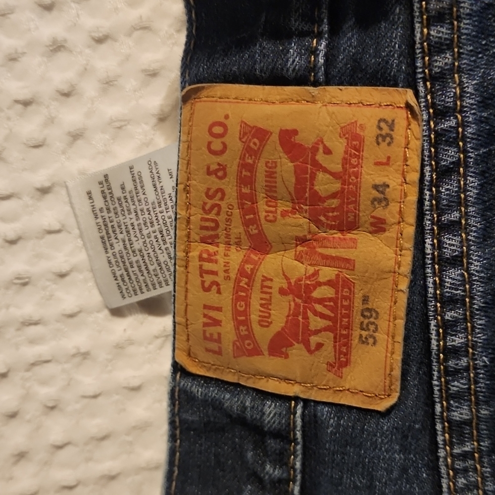 Levi's